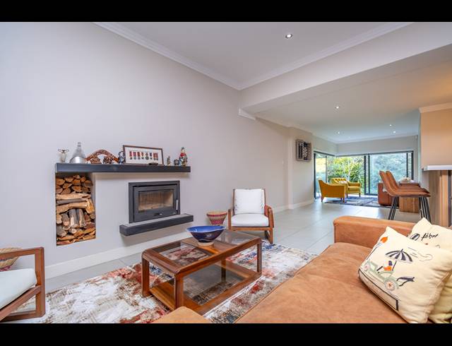4 BEDROOM HOUSE FOR SALE IN BRYANSTON